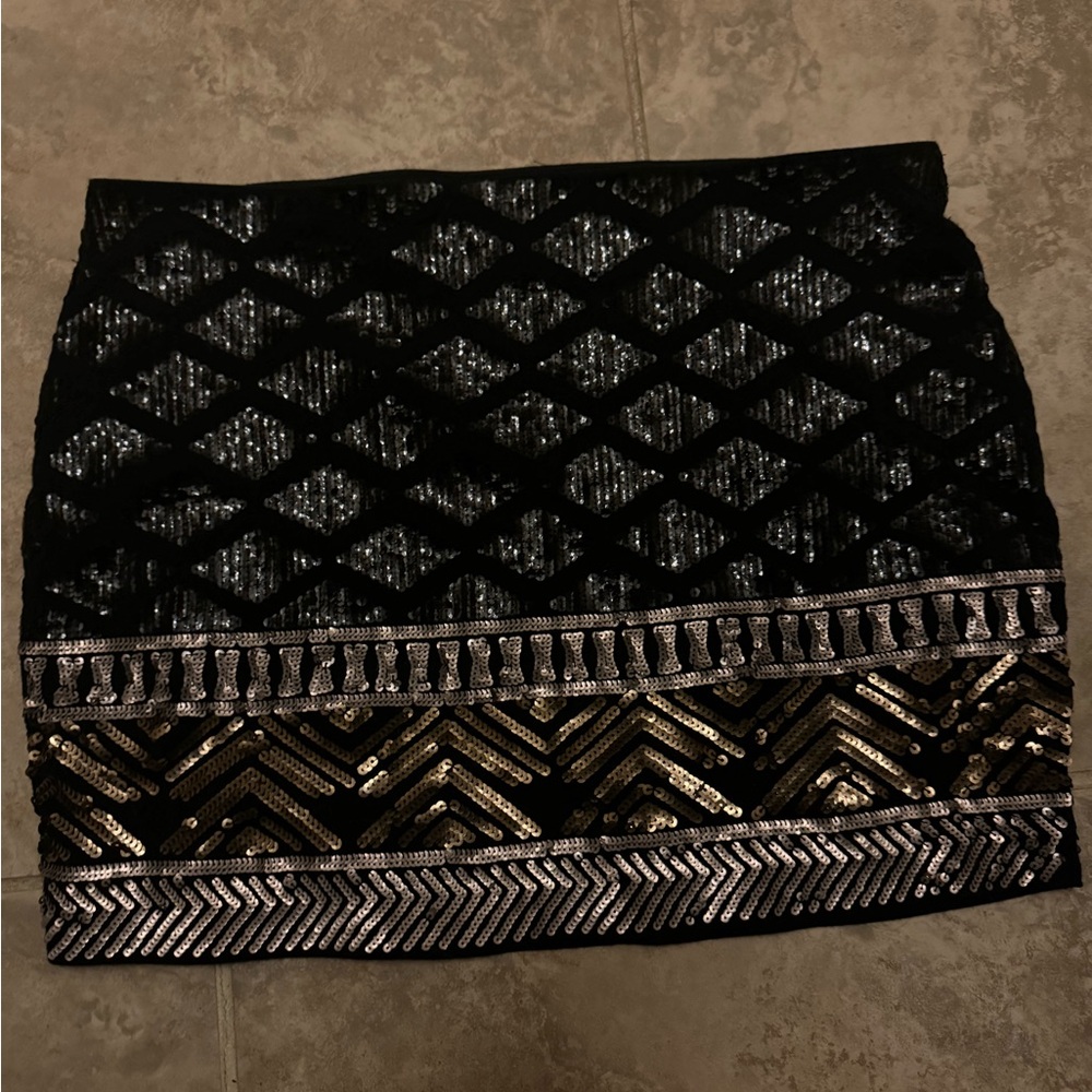 Express Mini Skirt with sequin embellishments